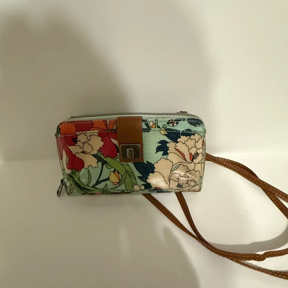 Sakroots Artistic Floral Crossbody Bag - Teal and Red - Picture 4 of 4